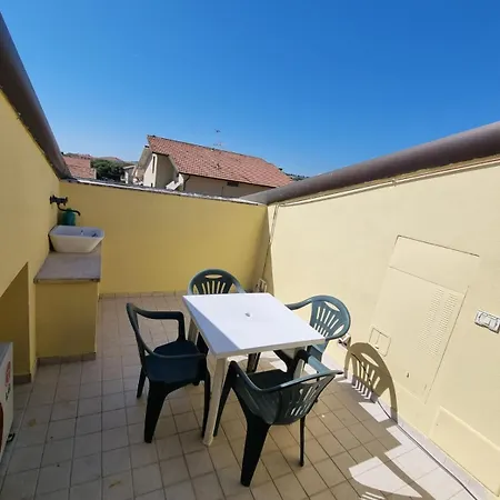 Conero-trilocale-alba Al Mare-limone Appartement